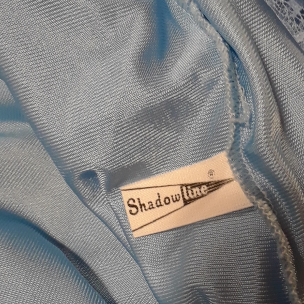 Vintage bed jacket or short robe - Picture 5 of 6